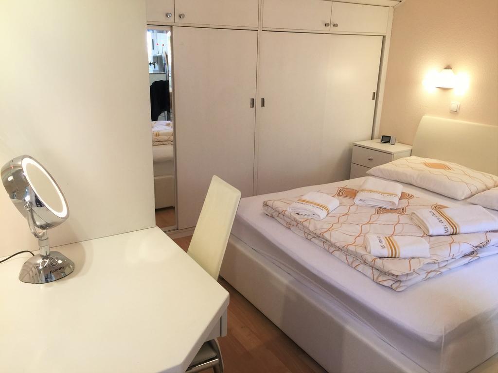Apartment Eva Задар Екстер'єр фото